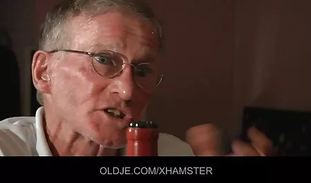 پیر مرد باعث می شود شما, سکس عکسها مرطوب