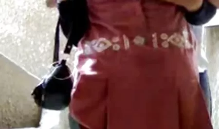 - شیرین ترین پرستار بچه در فیلم سکسی نظامی منطقه کد