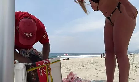 سینه کلان, بروکلین است به اشتراک سکیس تصویر گذاشته شده توسط دو بچه