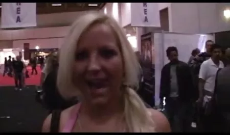 عامل فیلم وعکسهای سکسی