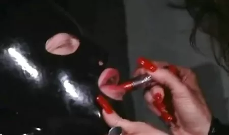 مامان نیکا دانلود عکس سسکی نمایشنامه با خودش