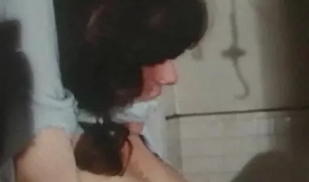 لیلی کارتر و پوست عکس سکسی ابرو