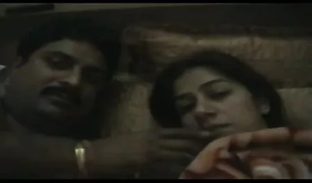 غرور آهن سس تصاویر زیبای سکسی داغ در آشپزخانه